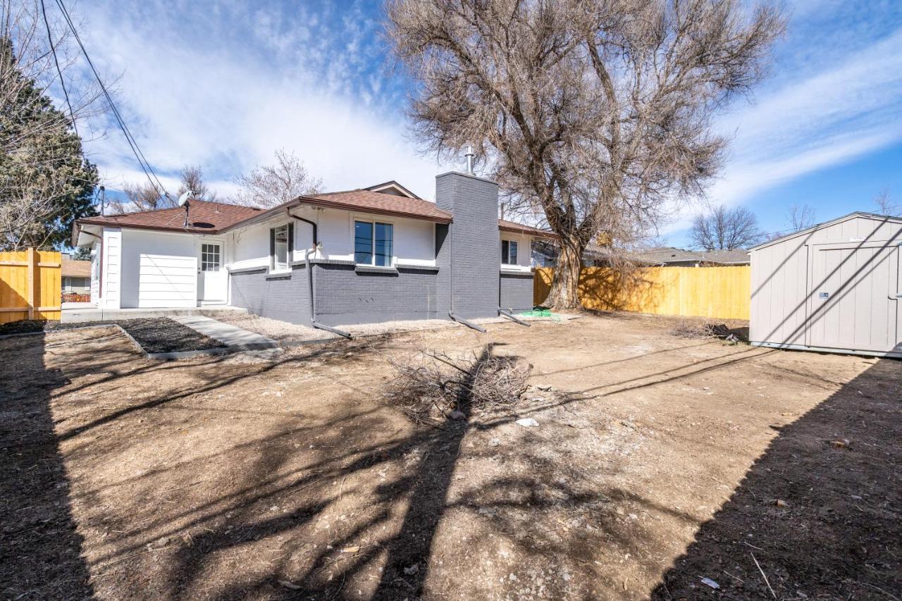 @ Marbella Lane - Neat And Modern Home In Arvada Exterior photo